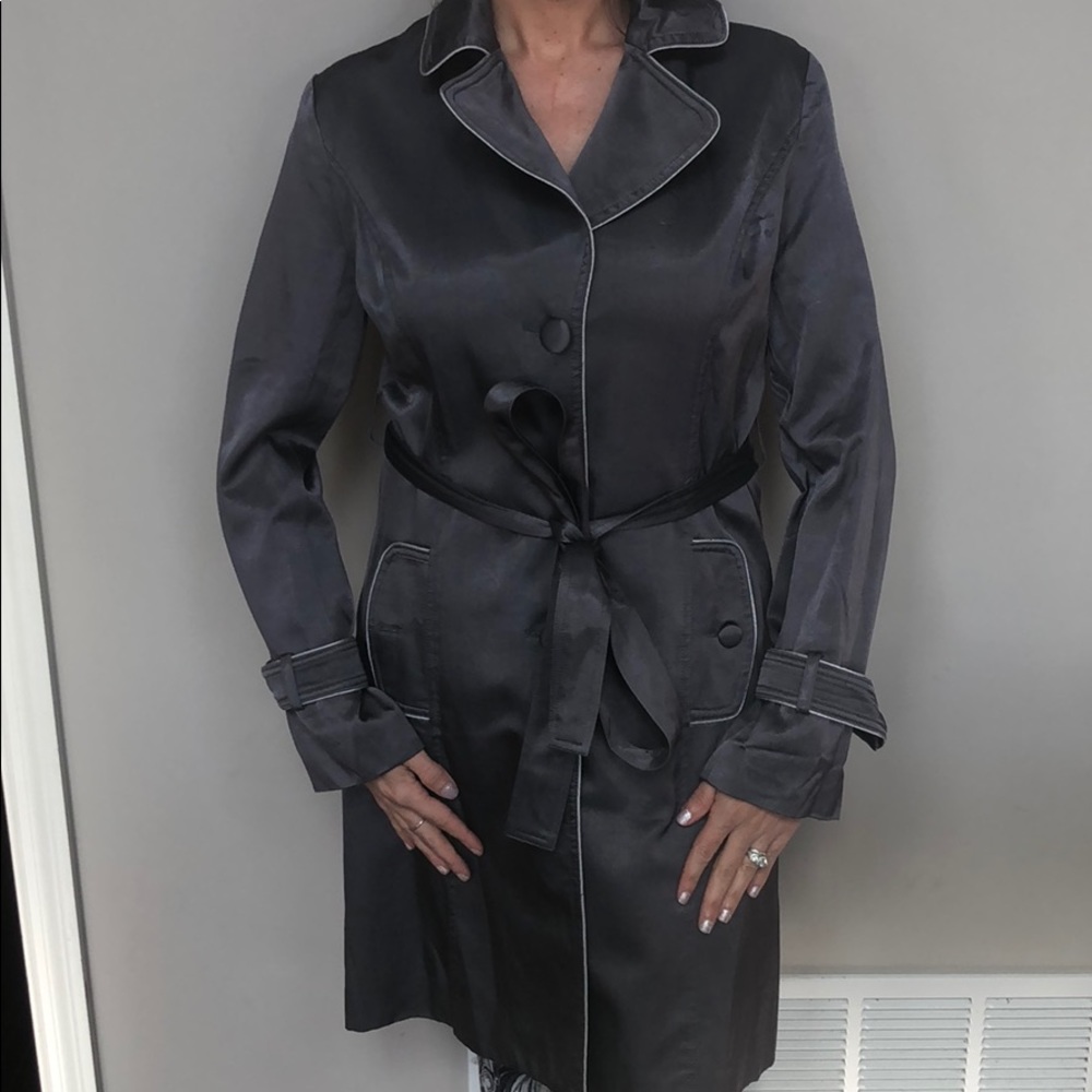 Women’s Grey with white trim Trench